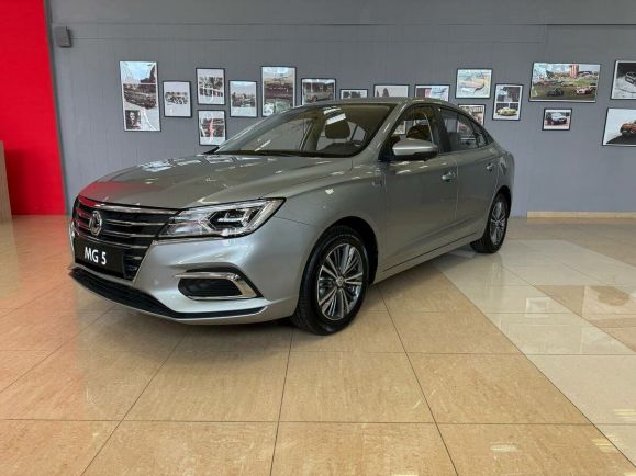 MG 5 Deluxe, 1.5 л, Вариатор, 2024 фото 3