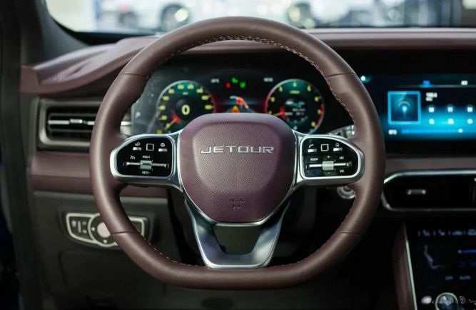 JETOUR X90 Plus Luxury, 2.0 л, Робот, 2024 фото 7