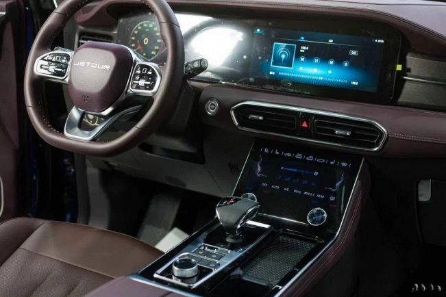 JETOUR X90 Plus Luxury, 2.0 л, Робот, 2024 фото 11