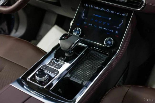 JETOUR X90 Plus Luxury, 2.0 л, Робот, 2024 фото 13