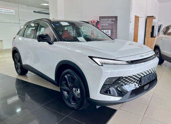 BAIC X55 Elite, 1.5 л, Робот, 2024 фото 4