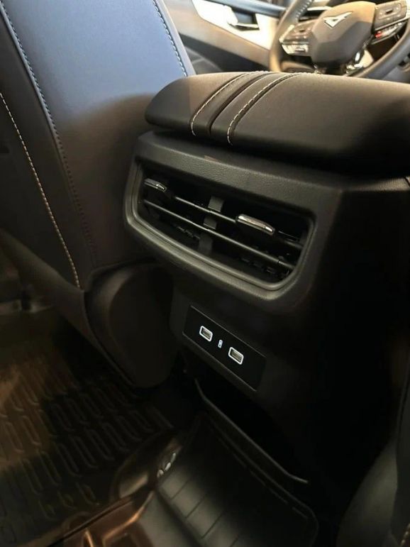 Kaiyi X7 Kunlun Luxury, 1.6 л, Робот, 2024 фото 6