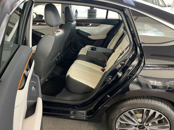 Dongfeng Shine Max Luxury, 1.5 л, Робот, 2024 фото 1