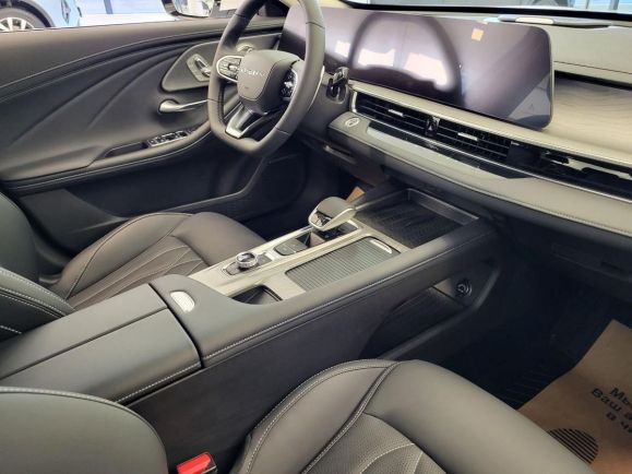 Chery Arrizo 8 Prestige, 1.6 л, Робот, 2024 фото 6