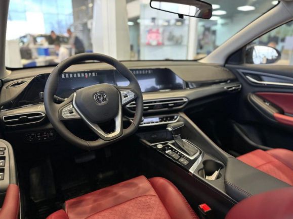 Changan Eado Plus LX, 1.4 л, Робот, 2024 фото 8