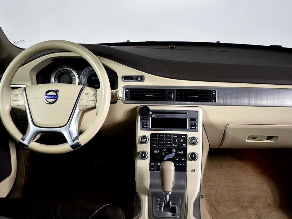 Volvo XC70, 2.0 л, АТ, 2012 фото 11
