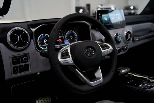 BAIC BJ40 Flagship, 2.0 л, АТ, 2024 фото 7