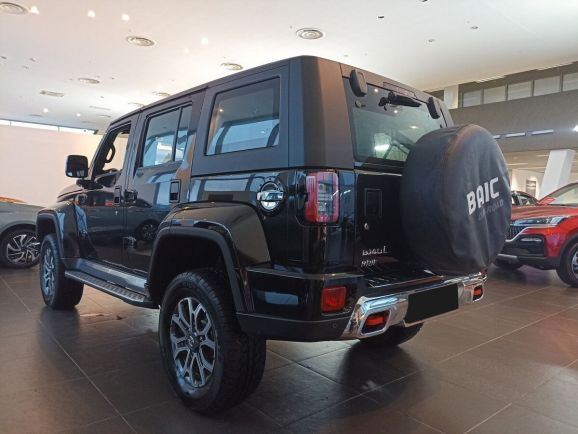 BAIC BJ40 Flagship, 2.0 л, АТ, 2024 фото 6