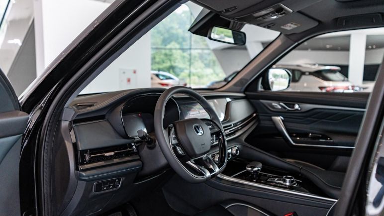 Changan CS95 Tech, 2.0 л, АТ, 2024 фото 2