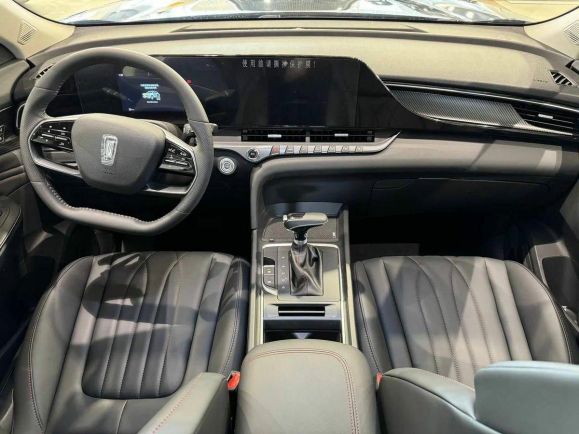 FAW Bestune T55 Beyond, 1.5 л, Робот, 2024 фото 2