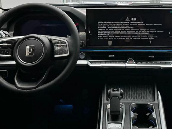 Tank 400 Super, 2.0 л, АТ, 2024 фото 2