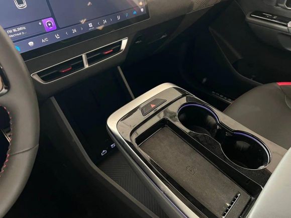 JETOUR Dashing Luxury, 1.5 л, Робот, 2024 фото 7