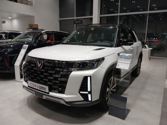 Changan CS95 Tech, 2.0 л, АТ, 2024 фото 3