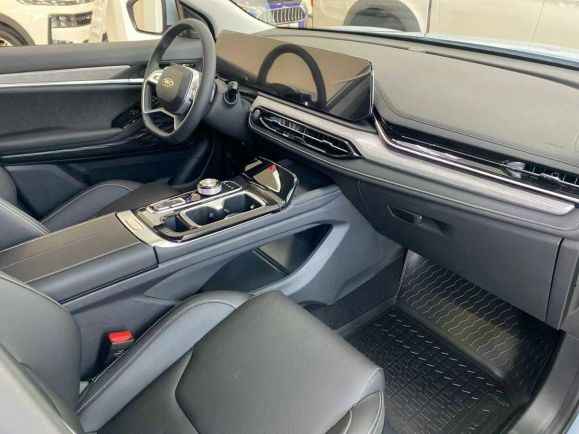 JAC JS6 Luxury, 1.5 л, Робот, 2024 фото 7