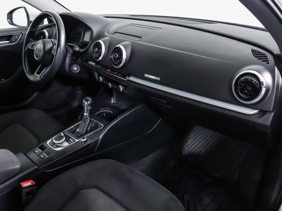 Audi A3, 1.5 л, Робот, 2020 фото 2
