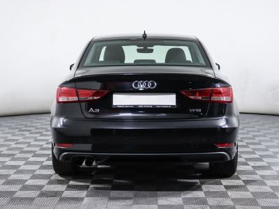 Audi A3, 1.5 л, РКПП, 2018 фото 8