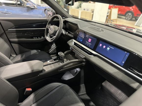 Geely Monjaro Flagship, 2.0 л, АТ, 2024 фото 10