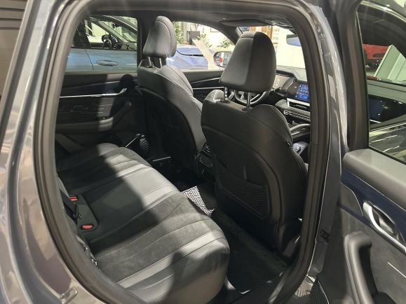 Geely Monjaro Flagship, 2.0 л, АТ, 2024 фото 2