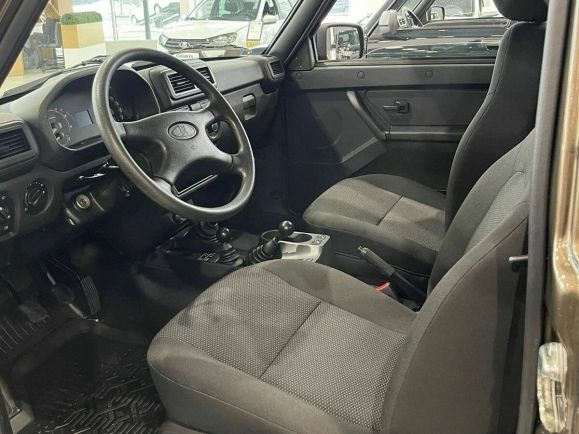 LADA Niva Legend Luxe'24, 1.7 л, МТ, 2025 фото 2