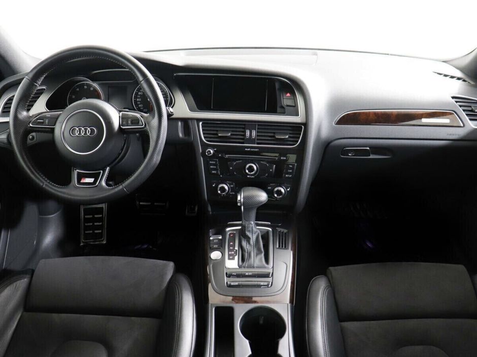 Audi A4, 2.0 л, Робот, 2013 фото 12