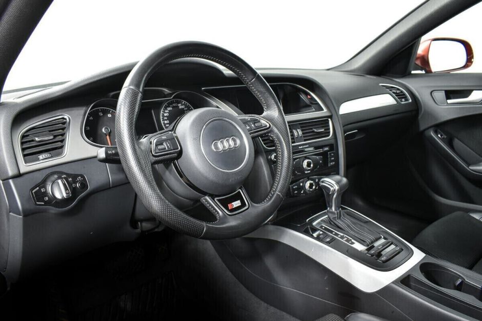 Audi A4, 2.0 л, Робот, 2013 фото 11