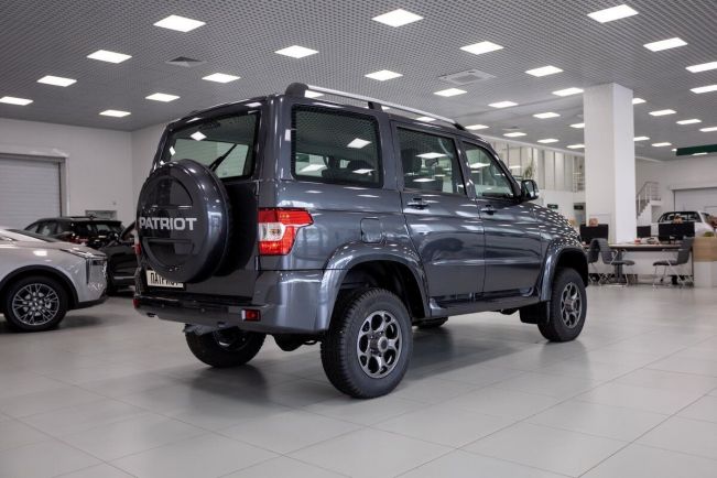 УАЗ Patriot Классик, 2.7 л, МТ, 2024 фото 4