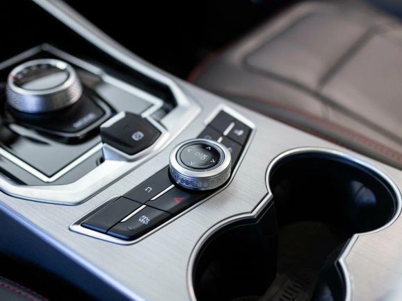 SWM G01F Smart 1, 1.5 л, Робот, 2024 фото 17