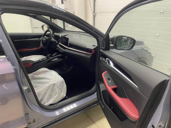 Geely Coolray Exclusive, 1.5 л, Робот, 2024 фото 2