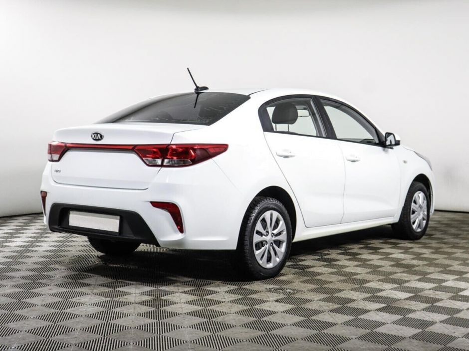 Kia Rio, 1.4 л, АТ, 2019 фото 6
