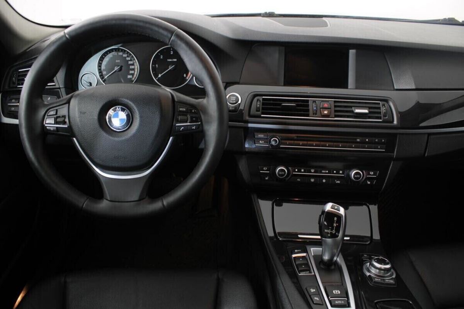 BMW 5 серии, 2.0 л, АТ, 2012 фото 7