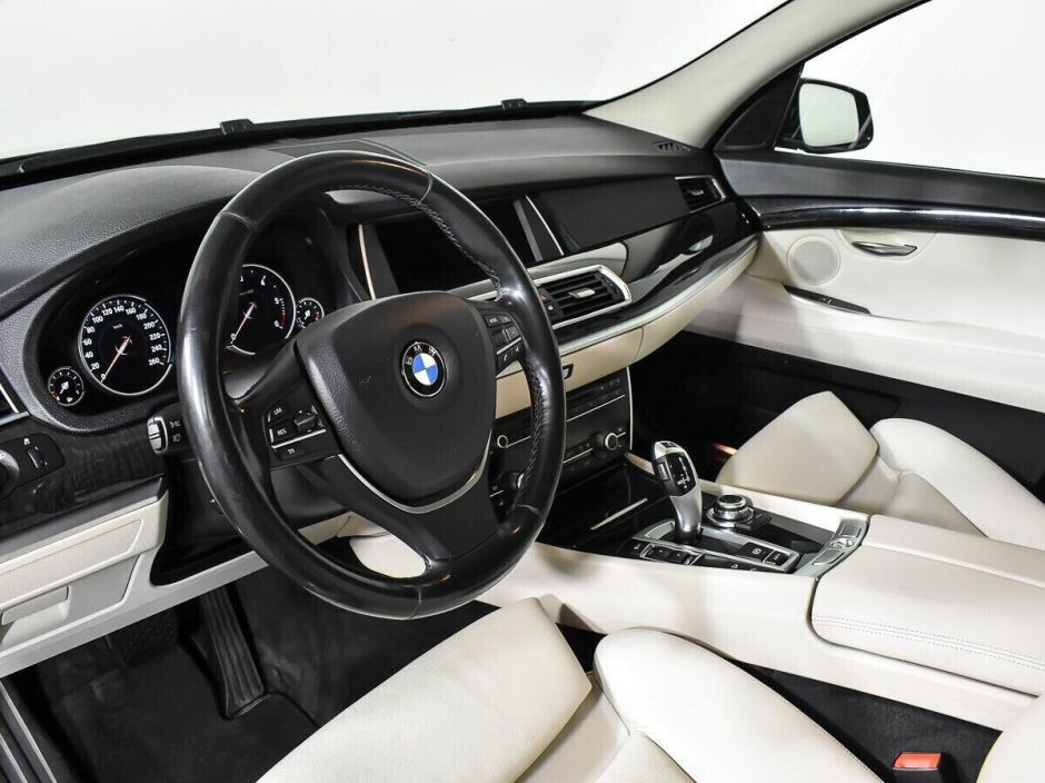 BMW 5 серии, 3.0 л, АТ, 2013 фото 8