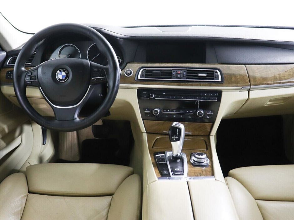 BMW 7 серии, 3.0 л, АТ, 2009 фото 8