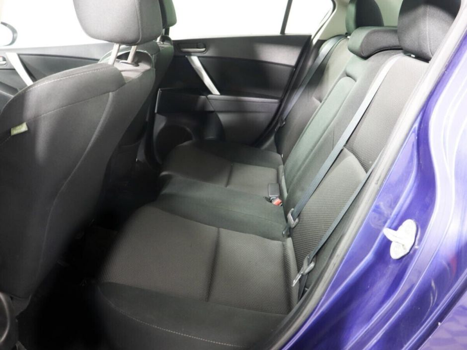 Mazda 3, 1.6 л, АТ, 2012 фото 1