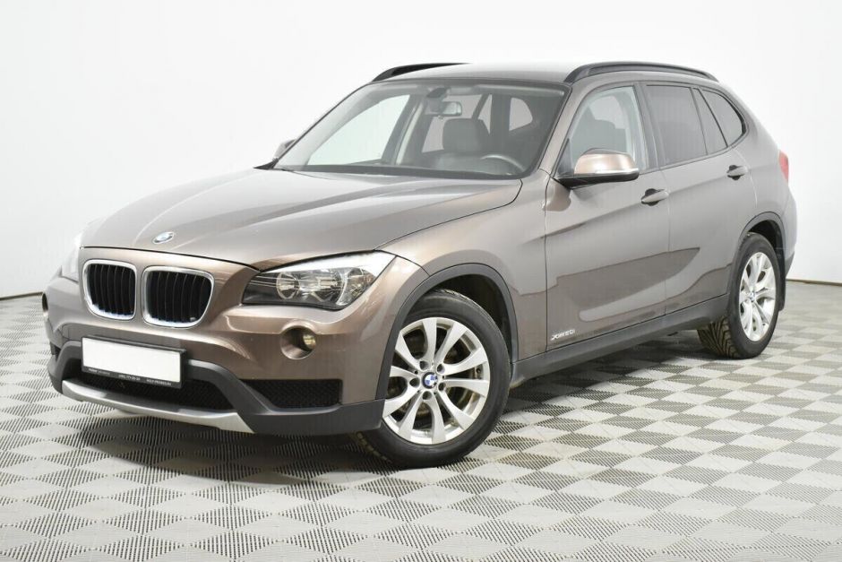 BMW X1, 2.0 л, АТ, 2012 фото 3