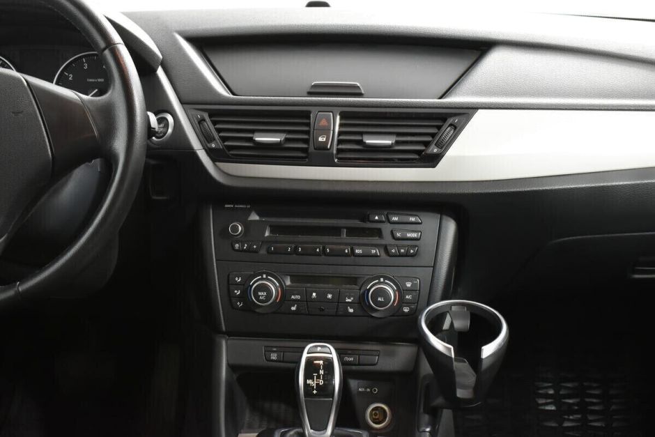 BMW X1, 2.0 л, АТ, 2012 фото 8