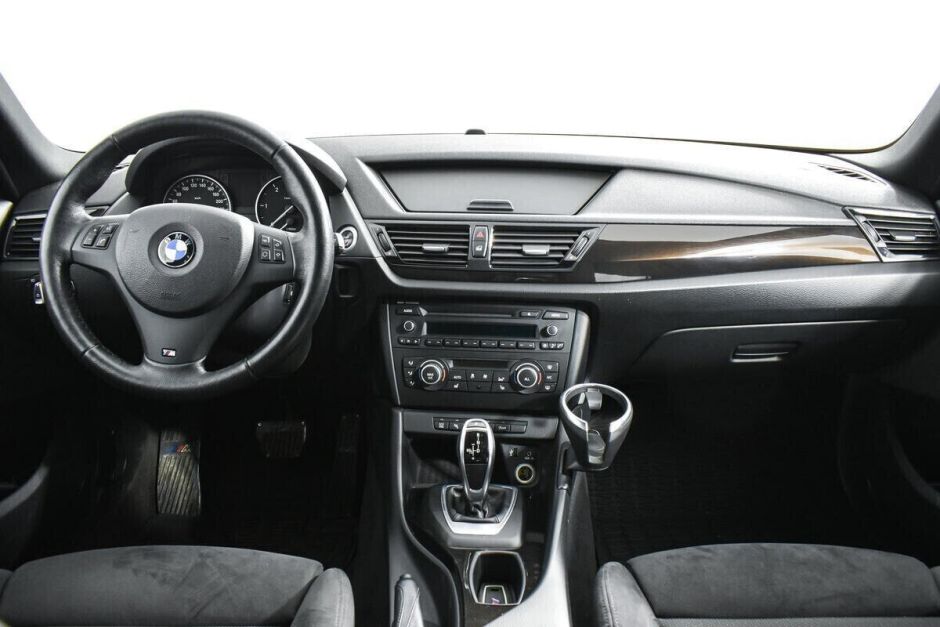 BMW X1, 2.0 л, АТ, 2015 фото 8