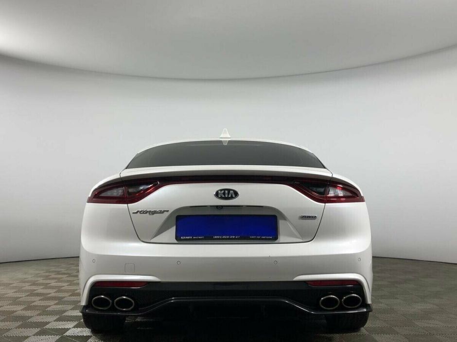 Kia Stinger, 2.0 л, АТ, 2018 фото 8