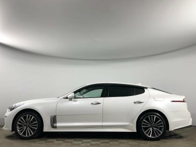 Kia Stinger, 2.0 л, АКПП, 2018 фото 9