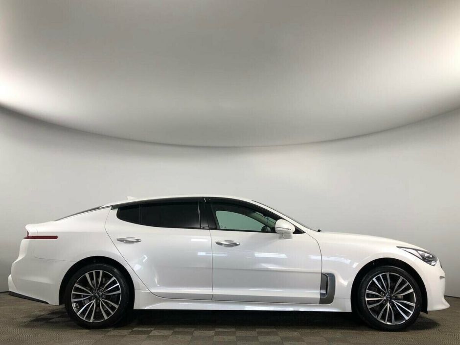 Kia Stinger, 2.0 л, АТ, 2018 фото 10