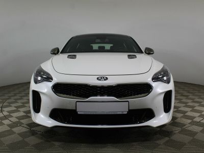 Kia Stinger, 2.0 л, АКПП, 2018 фото 7