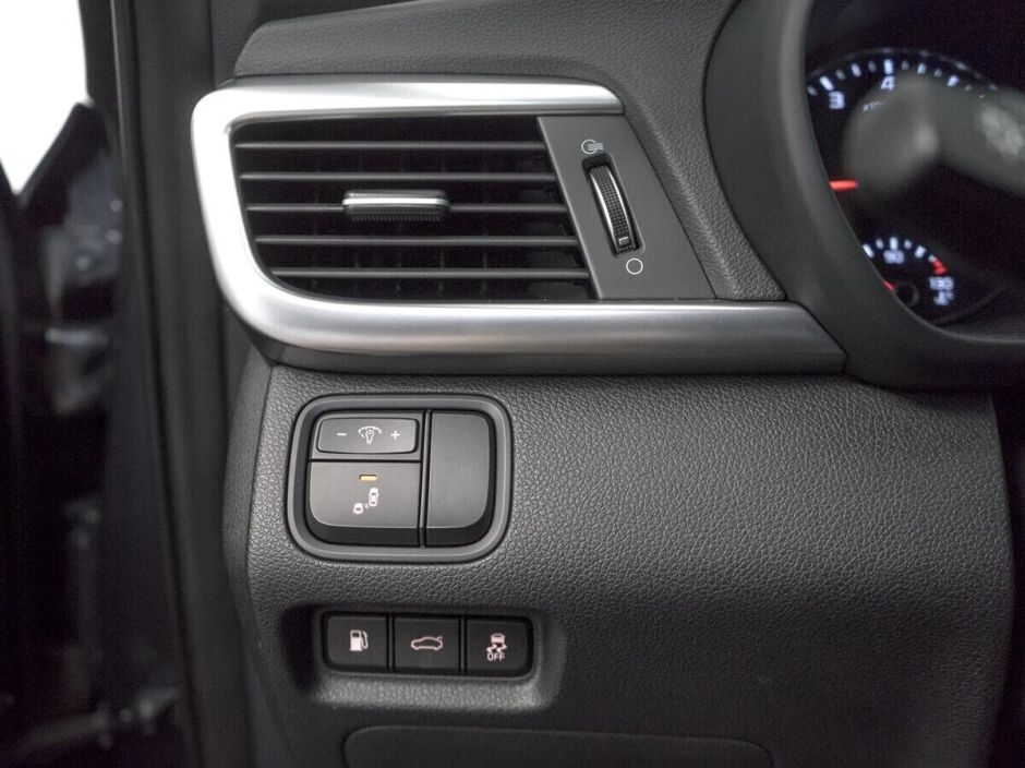 Kia Optima, 2.0 л, АТ, 2018 фото 11