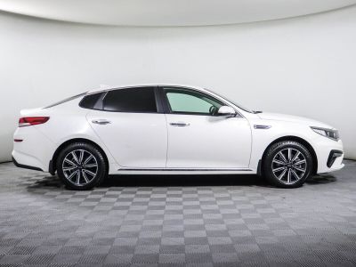 Kia Optima, 2.0 л, АКПП, 2018 фото 10