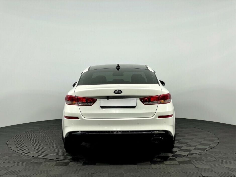 Kia Optima, 2.0 л, АТ, 2019 фото 8