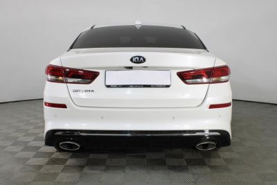 Kia Optima, 2.4 л, АКПП, 2019 фото 8