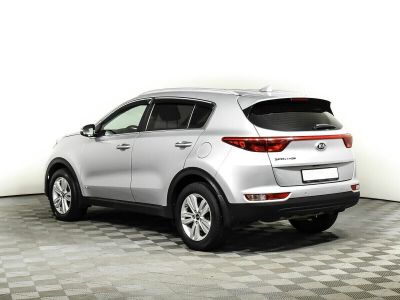 Kia Sportage, 2.0 л, АКПП, 2016 фото 6