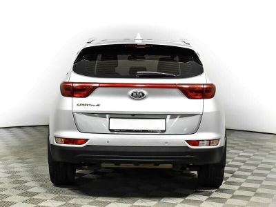 Kia Sportage, 2.0 л, АКПП, 2016 фото 8