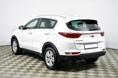 Kia Sportage, 2.0 л, АКПП, 2016 фото 6