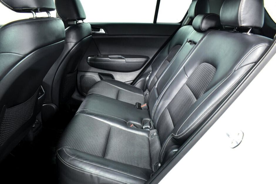 Kia Sportage, 2.0 л, АТ, 2016 фото 1