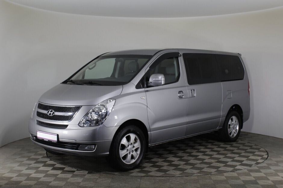 Hyundai Grand Starex, 2.5 л, АТ, 2014 фото 3