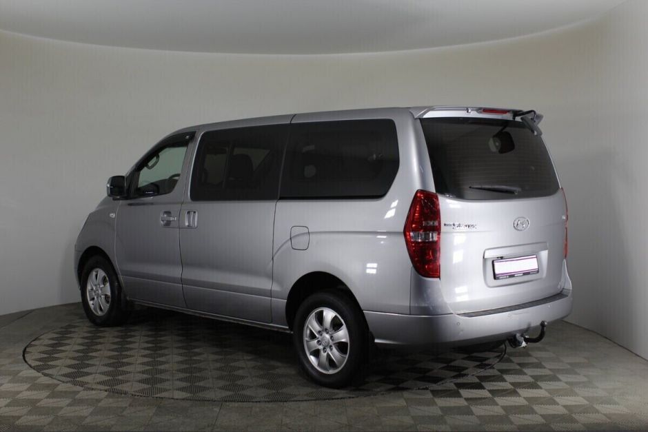 Hyundai Grand Starex, 2.5 л, АТ, 2014 фото 6